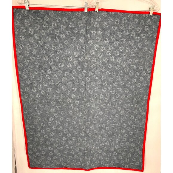 Homemade Baby Quilt With Toy Bear & Friends Pattern Approximately 34" x 44.5" - Picture 4 of 5